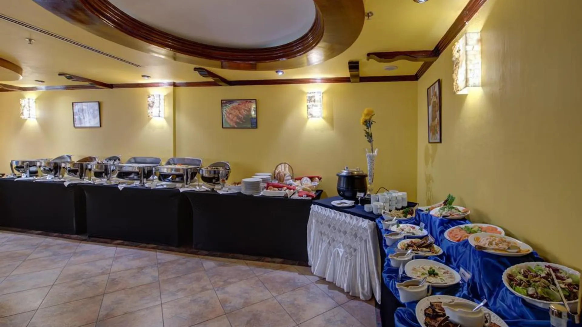 Royal Tulip Sharjah Hotel Apartments الشارقة رويال توليب 4*,  الإمارات العربية المتحدة